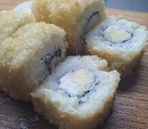 Ролл Четыре сыра в темпуре