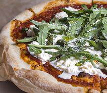 С сыром страчателла