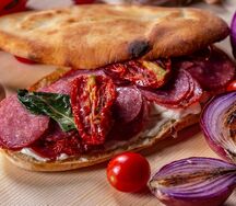 Панини с пепперони