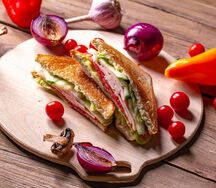 Сэндвич с ветчиной из индейки