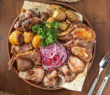 Картофель с салом мангал