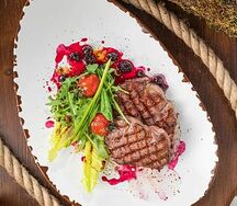 Медальоны из телятины