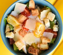 Цезарь с курицей