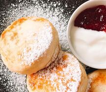 Сырники с бананом и топпингом