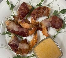 Креветки королевские в беконе