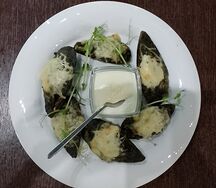 Мидии фаршированные