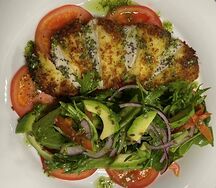 Салат с курочкой и авокадо