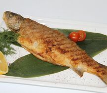 Форель жареная