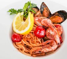 Спагетти с морепродуктами