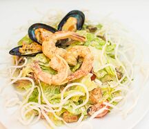 Теплый с морепродуктами