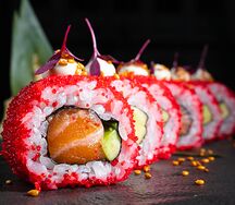 Калифорния с охлажденным лососем