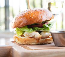 Бургер, филе куриное гриль, картофель айдахо