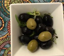 Маслины и оливки 