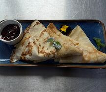 Блины с вареньем