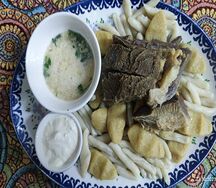 Сушеное мясо с галушками