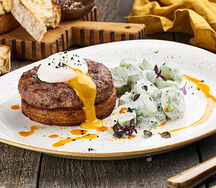 Бифштекс из телятины с картофельным гратеном