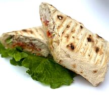 Ролл с курицей