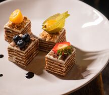 Шоколадный медовик