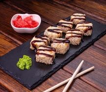 Ролл Запеченая Курица терияки