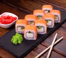 Ролл Филадельфия с авокадо