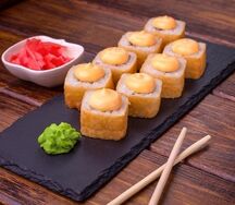 Ролл Горячий Сырный цыпленок