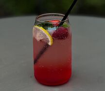 Клубничный лимонад