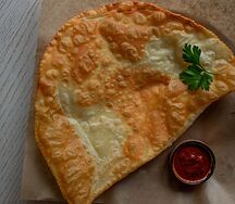 Чебурек с сыром