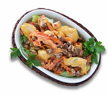 Теплый салат с курицей