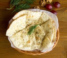 Фокачча с сыром и травами
