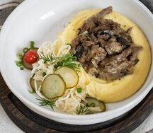 Бефстроганов