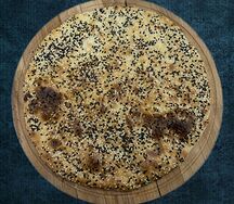 Лаваш тонкий с кунжутом