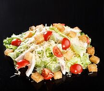 Салат Цезарь с курицей