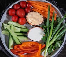 Ассорти из свежих овощей