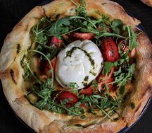 Фокачча с бурратой