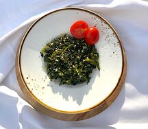 Шпинат в сливочном соусе