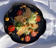 Цезарь с курицей