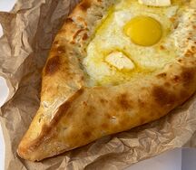 Хачапури по-аджарски