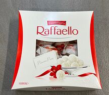 Конфеты Raffaello 