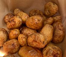Запеченный картофель с розмарином