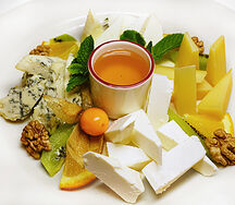 Сырная тарелка