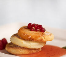 Сырники со сметаной