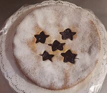 Пирог с творогом и вишней