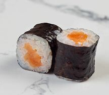 Ролл копченый лосось