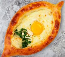 Хачапури по-аджарски