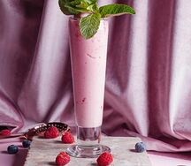 Тайский смузи Малина-личи