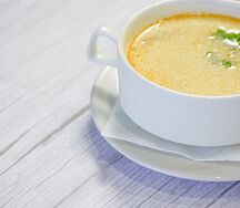 Уха с лососем