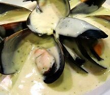 Мидии в сливочно-чесночном соусе