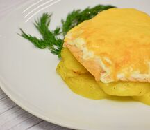 Картофель, запеченный с лососем