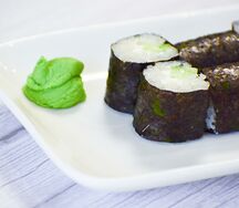 Мини-ролл с огурцом