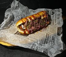 Острый куриный хот-дог